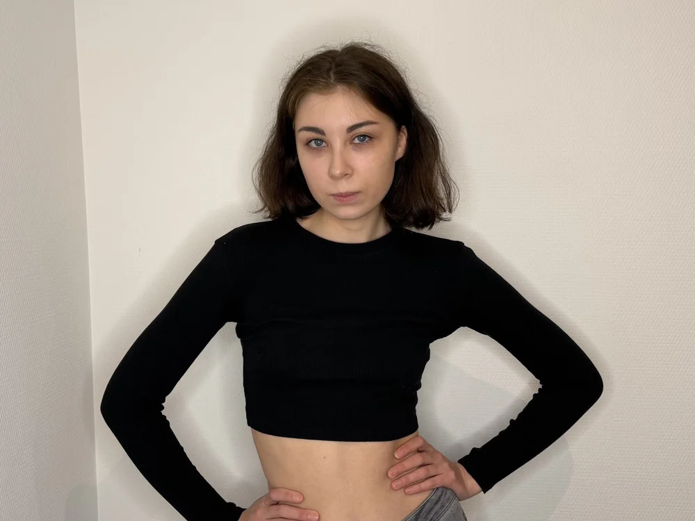 Офлайн-чат XXX LauraleeSadiq