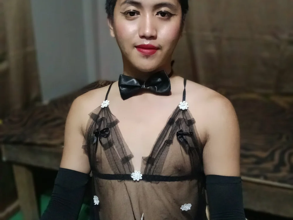 Sweet_Asian_22 Obrolan XXX Offline