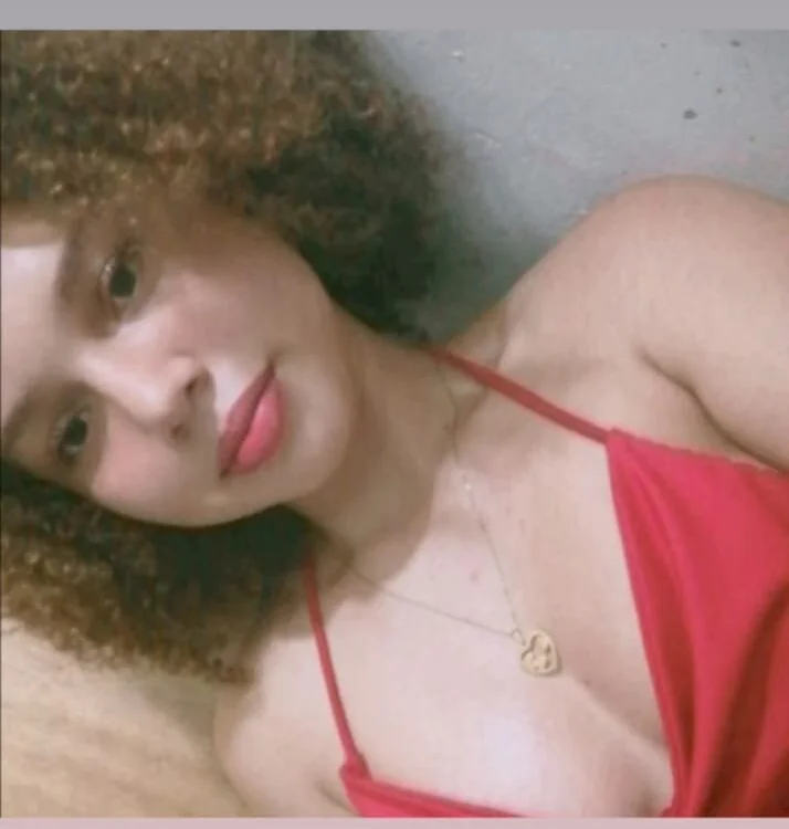 Curly_Hard_Beba's Offline Chat Room