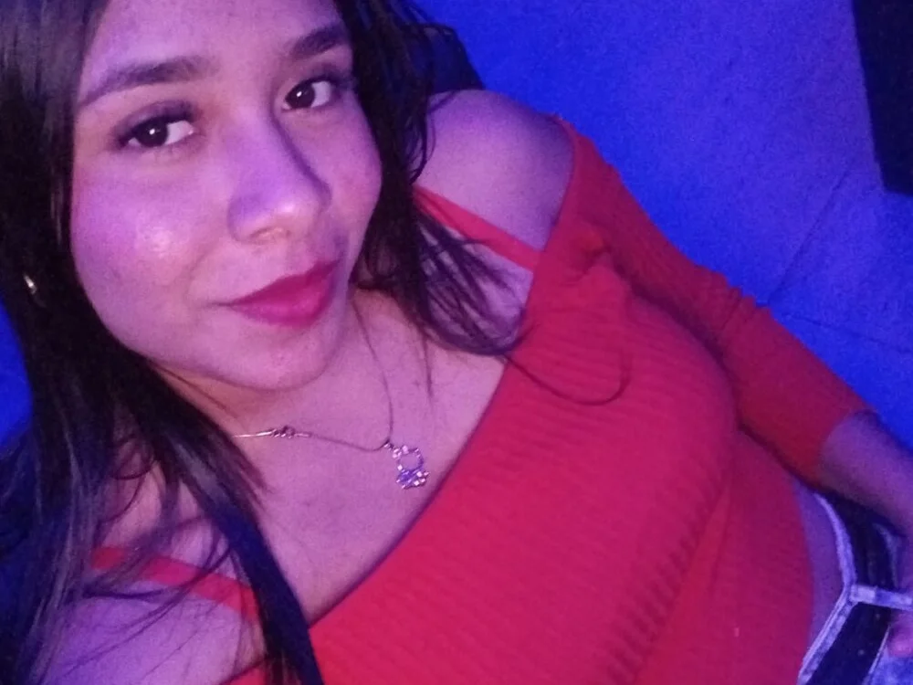 Офлайн-чат XXX SSweet-Revengee