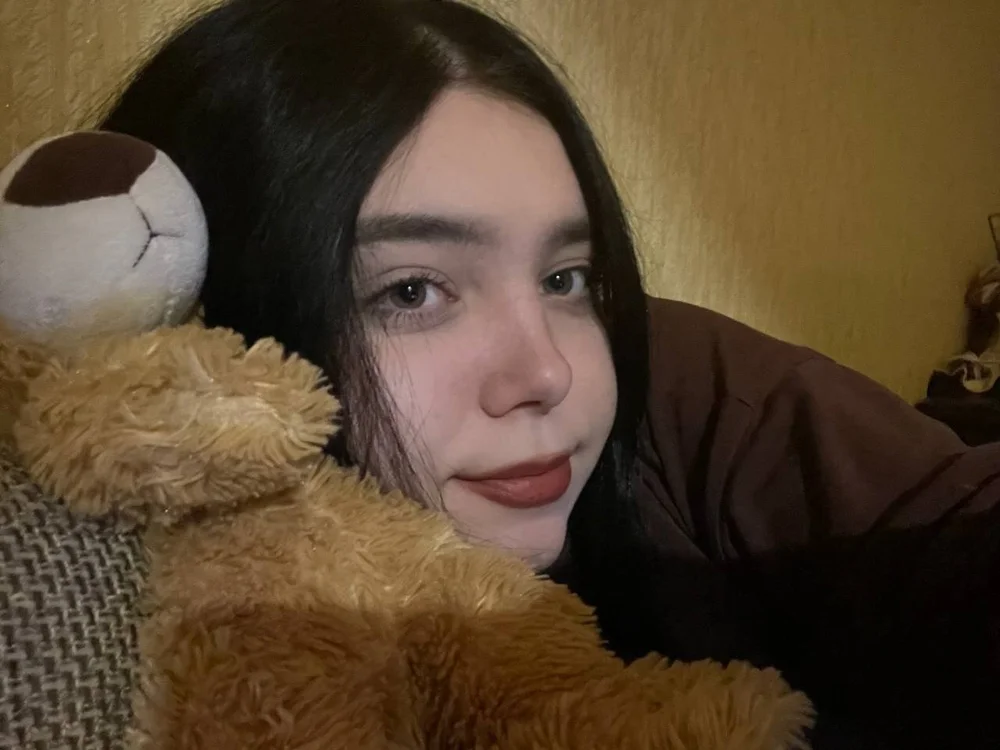 Leila_Fame's Offline XXX Chat