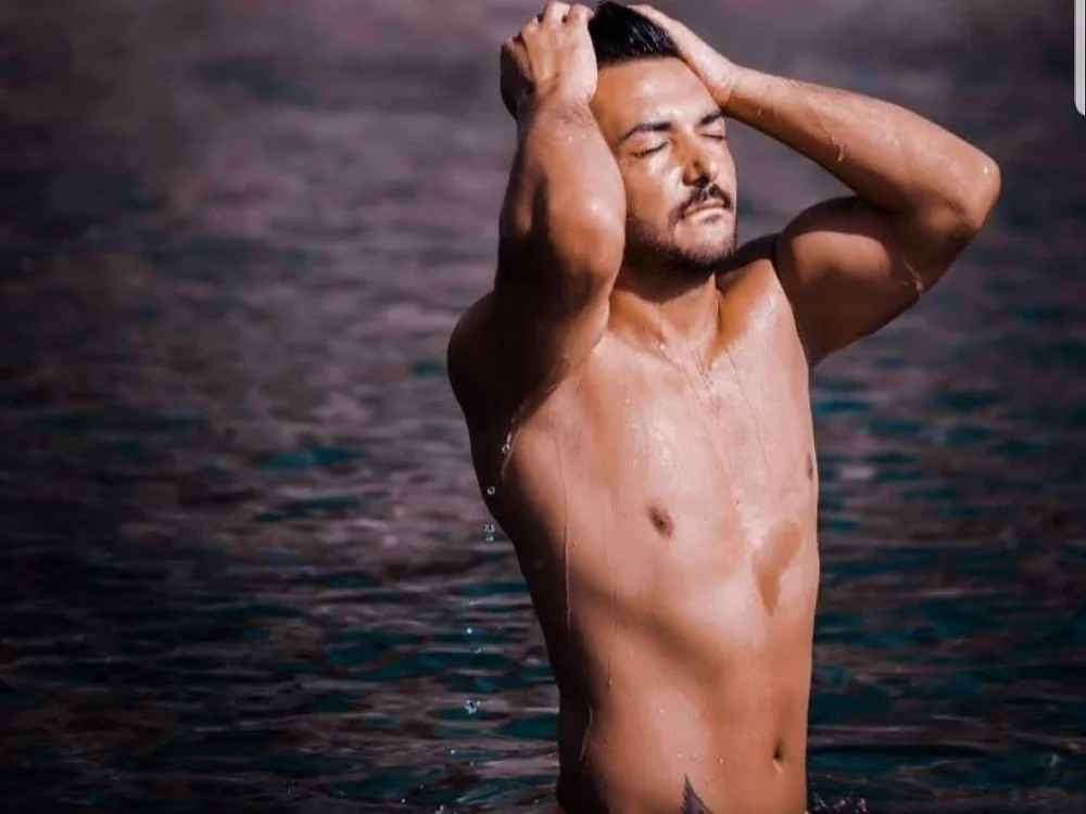 Turkishgayyy Adlı Modelin Çevrimdışı XXX Sohbeti