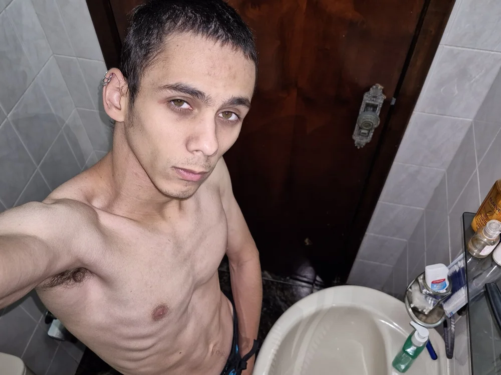 Just4meme's Offline Chat Room