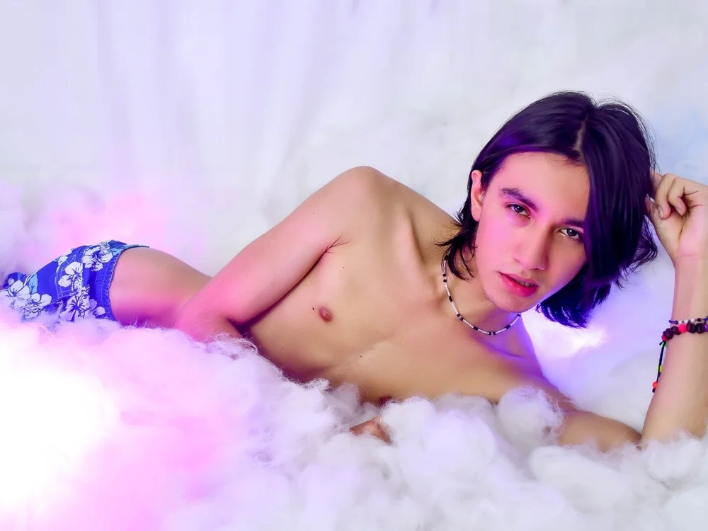 Matti_Mendez_ Offline XXX Chat