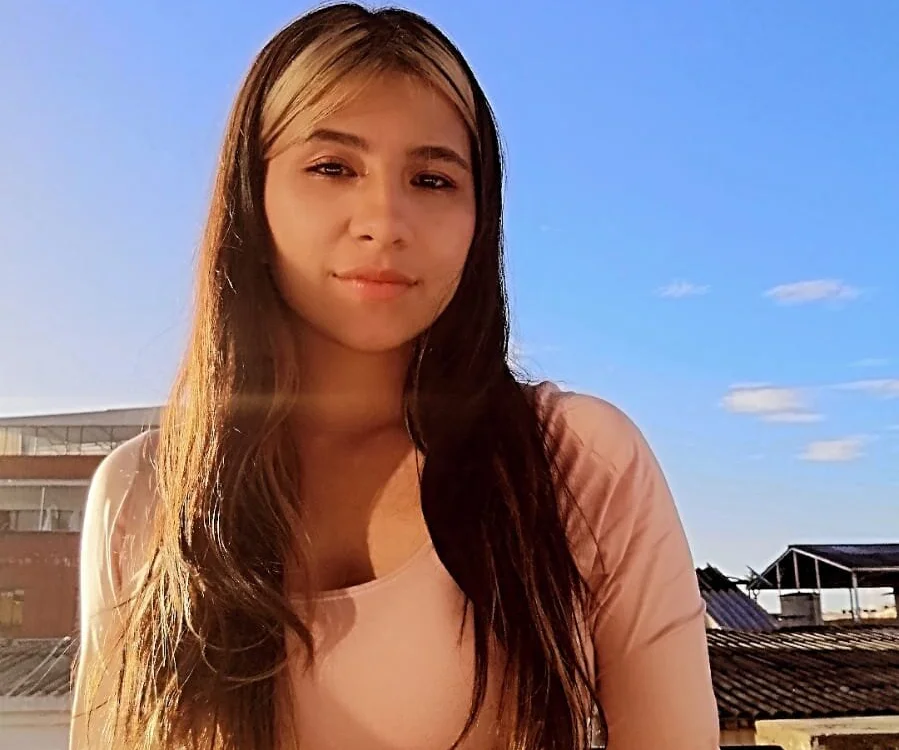 Lena_pauull's Offline Chat Room