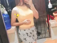 yoursexynaughtygirl's webcam live show