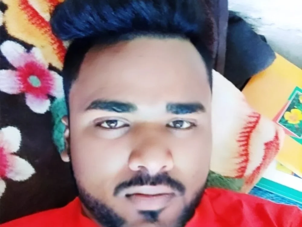 Indianbigdick09 Chat XXX offline