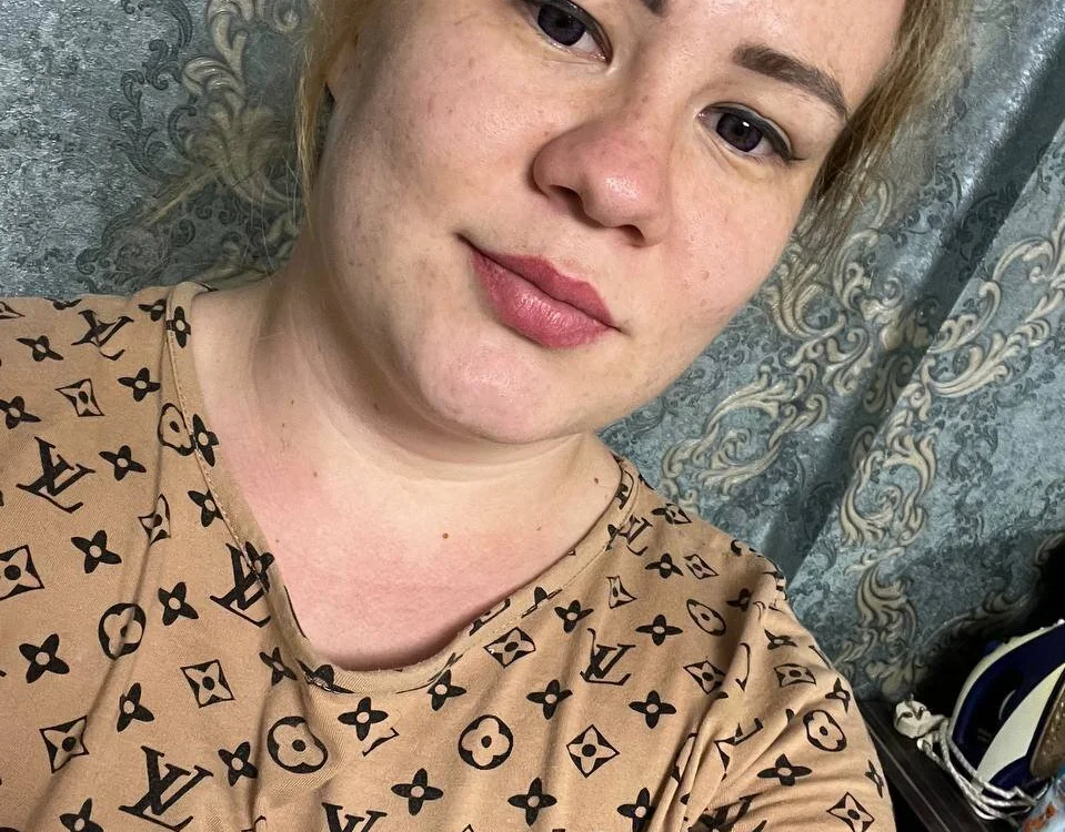 KaylieLove's Offline Chat Room
