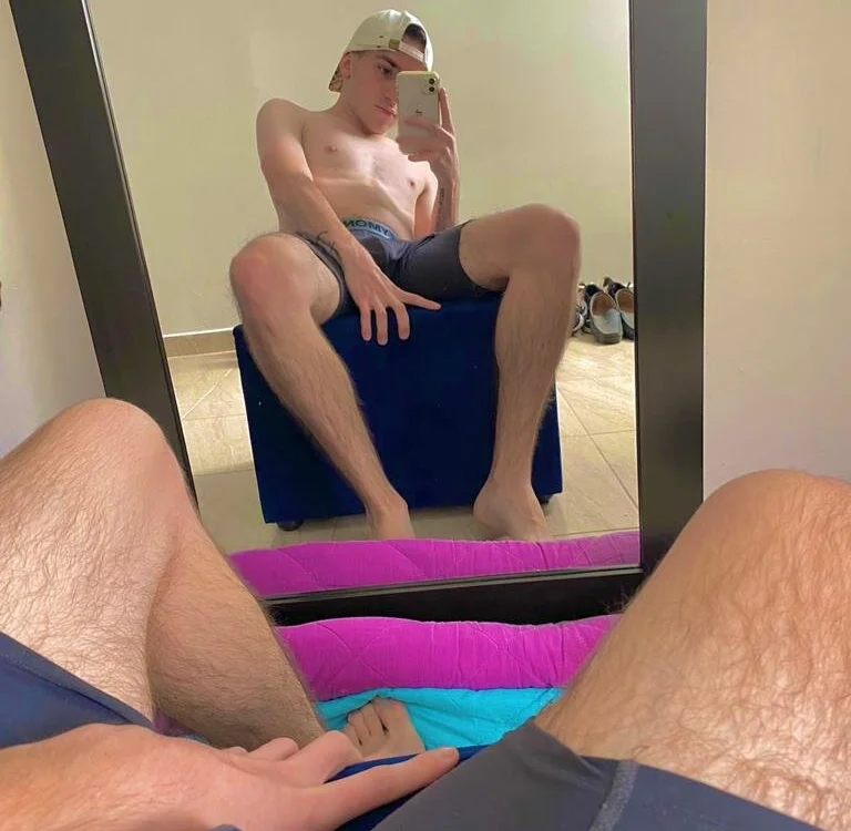 aaron_franco1_ offline chatrum