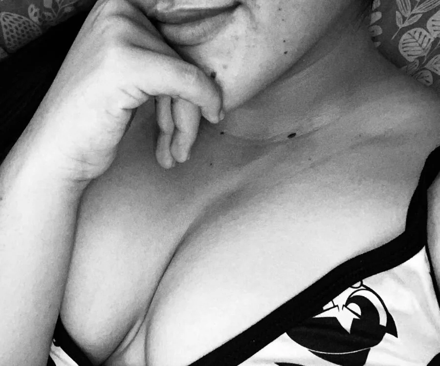 Laurita_Small live XXX chat