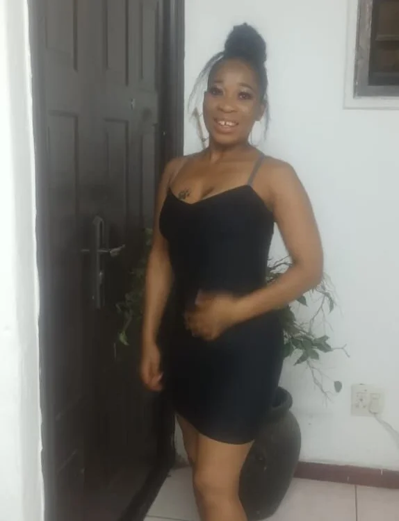 SexyKate_X Adlı Modelin Çevrimdışı XXX Sohbeti