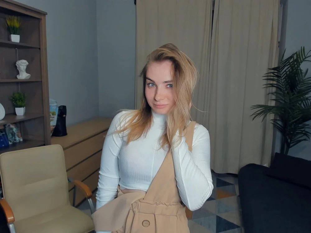 LisaBIack's Offline XXX Chat