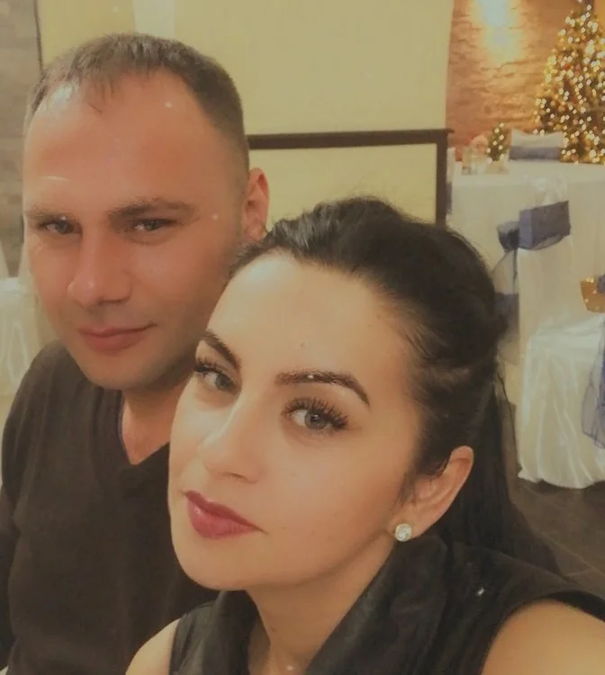 hardcouple69's Offline Chat Room