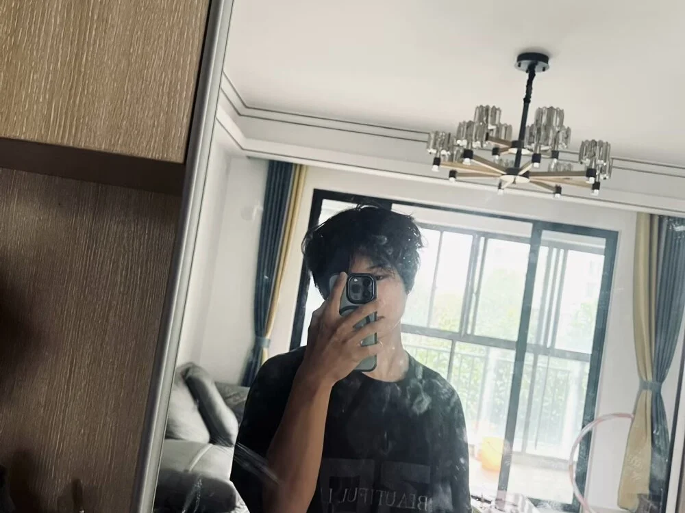 faicaimengnan1hao Adlı Modelin Çevrimdışı XXX Sohbeti