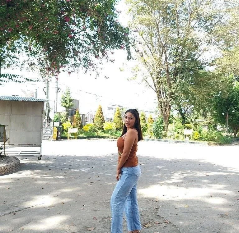 Офлайн-чат XXX Mia_Cally