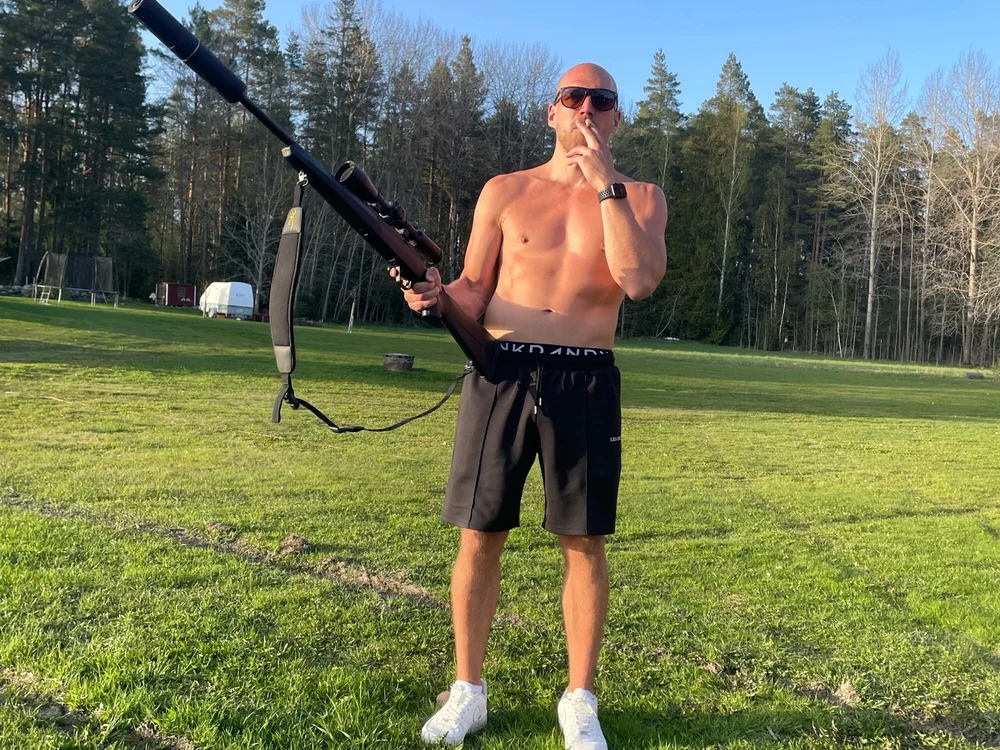 SwedenSavage offline chatrum