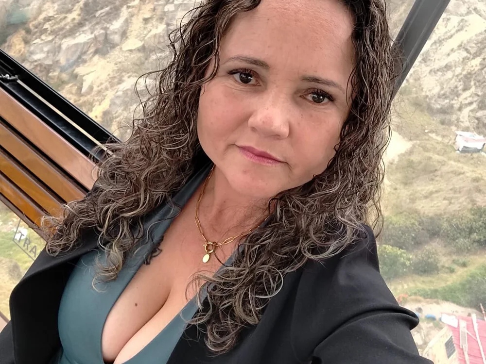 Jade__milfn Offline XXX chat
