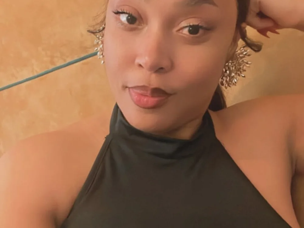 sexyAmandaa95's Offline XXX Chat