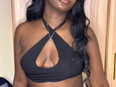 Naughty_recious