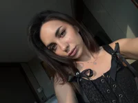 צ'אט XXX בשידור חי של Molly_Mint