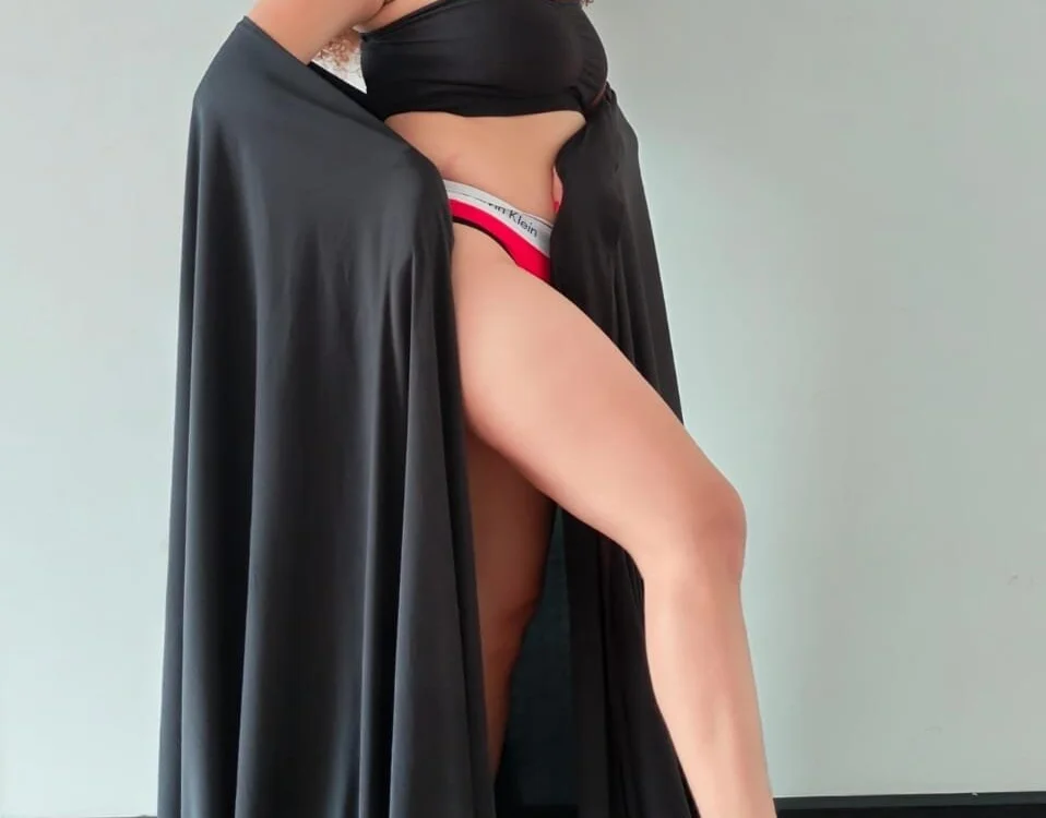 TracyDark Adlı Modelin Çevrimdışı Sohbet Odası