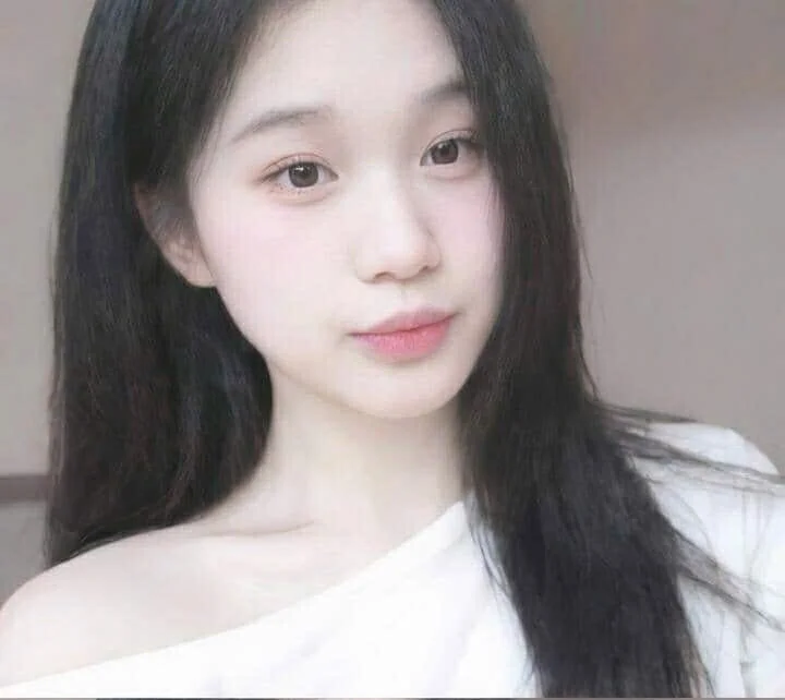 Hua_jing's Offline XXX Chat