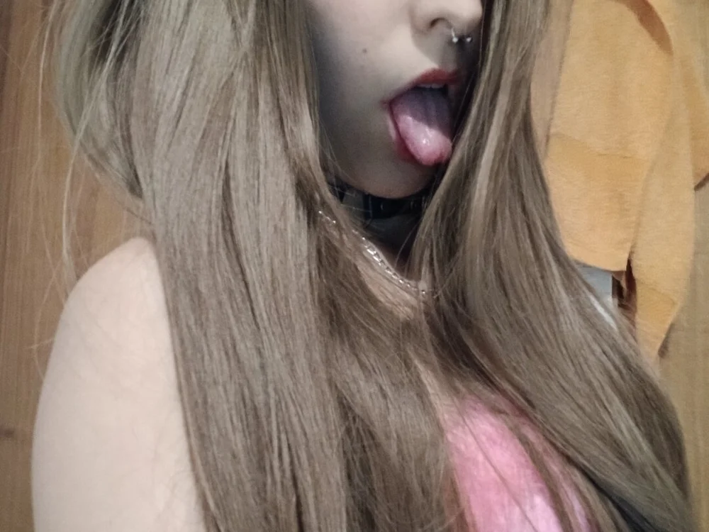 AimeeV_ offline chatrum