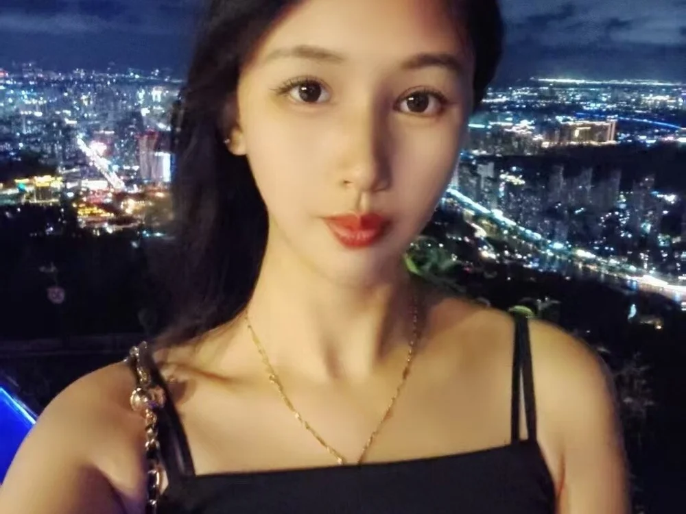 Juzi889's most recent online preview