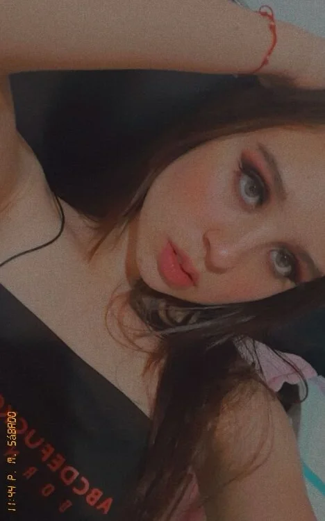 SerenaAngelc's Offline Chat Room