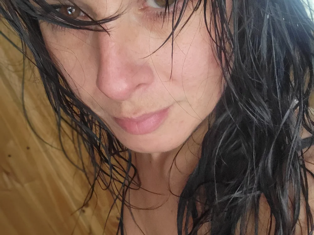 Juliamoreau's Offline XXX Chat