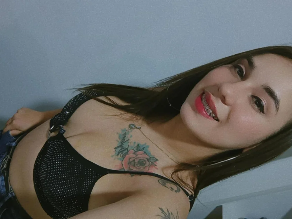 Offline chatovací místnost AmberHotter