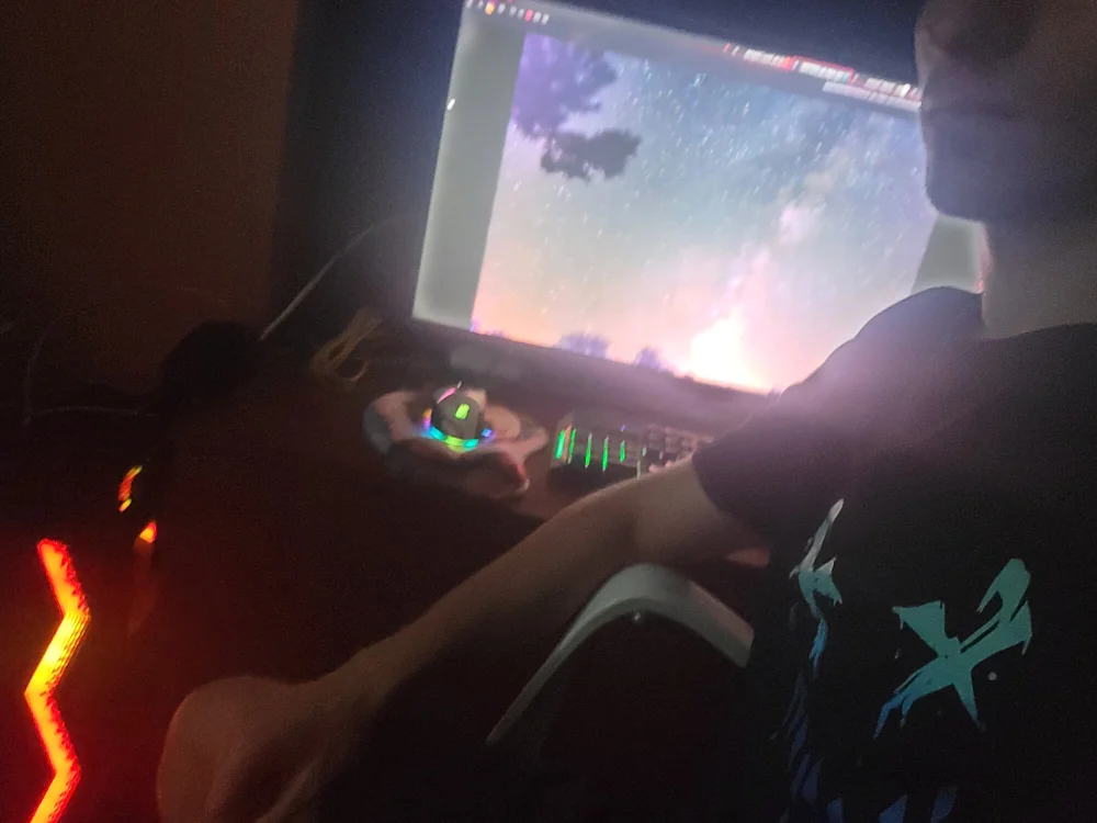 Offline chatovací místnost ViperGold74