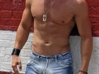 watxhe's webcam live show