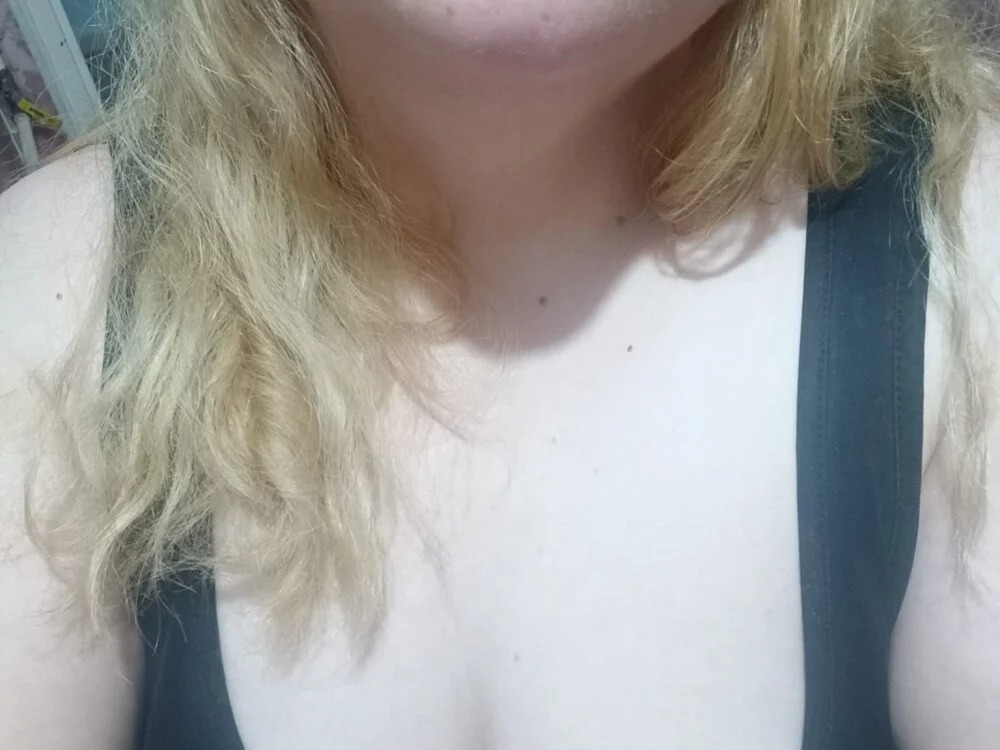 Baliketlii's Offline XXX Chat