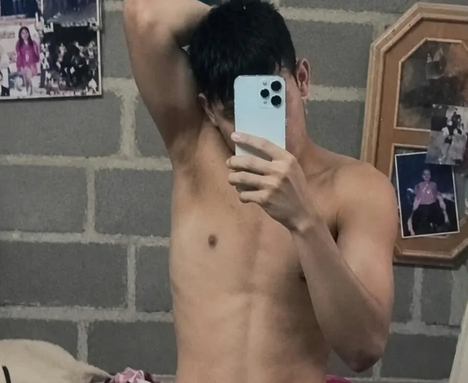 Luiszafiro Chat XXX offline