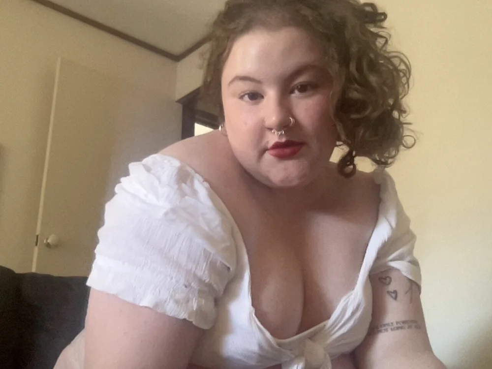 sarahfawning5's Offline XXX Chat