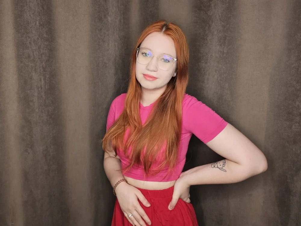 Felicitasx's Offline Chat Room