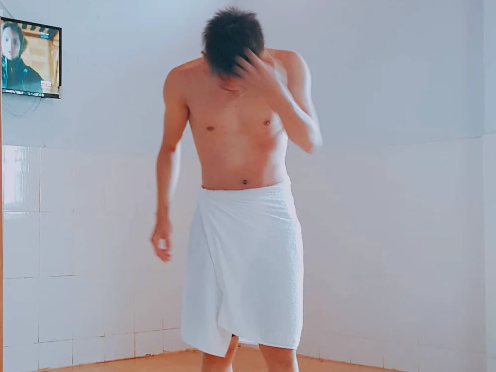 babyyyiu Offline XXX-Chat