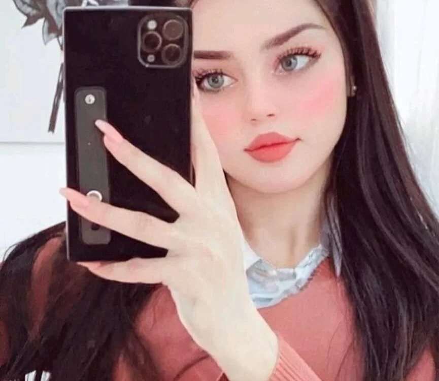 Chat XXX ao vivo de Queenhoiyam