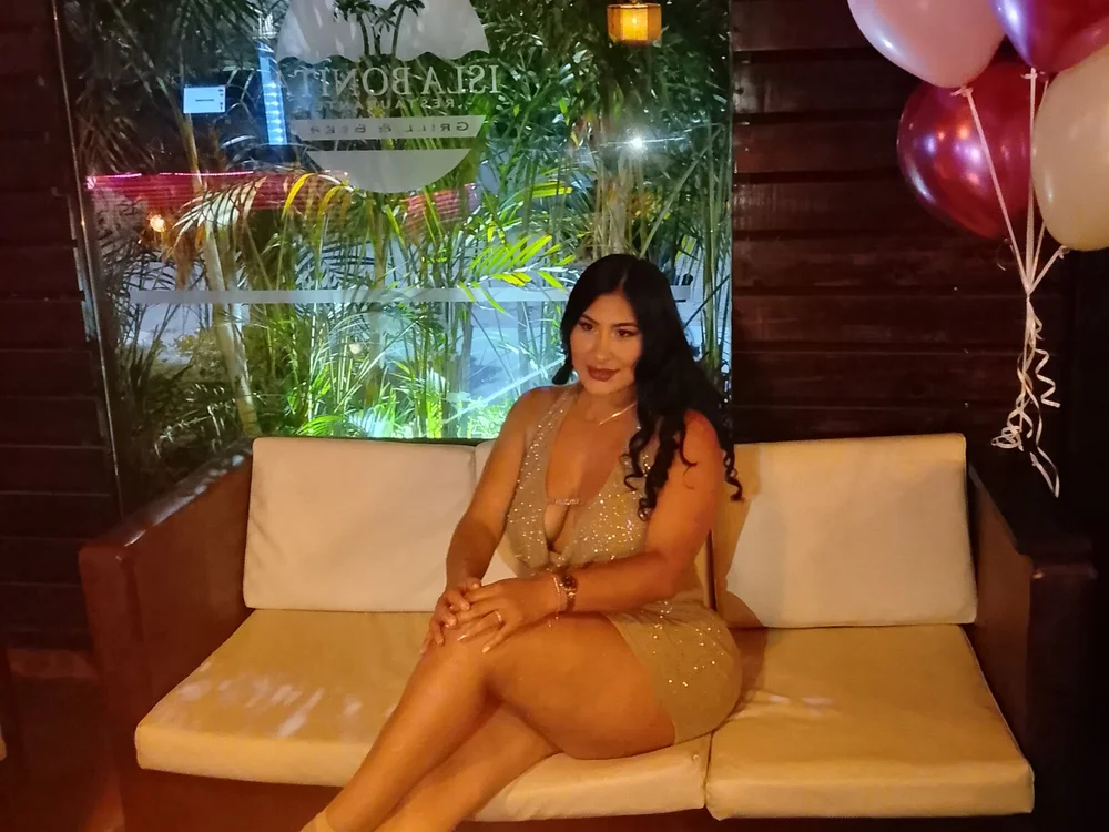 LatinaM2026's most recent online preview