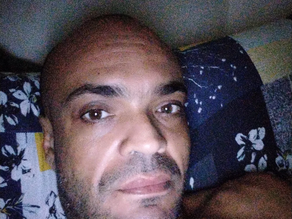 wellilha13's Offline Chat Room