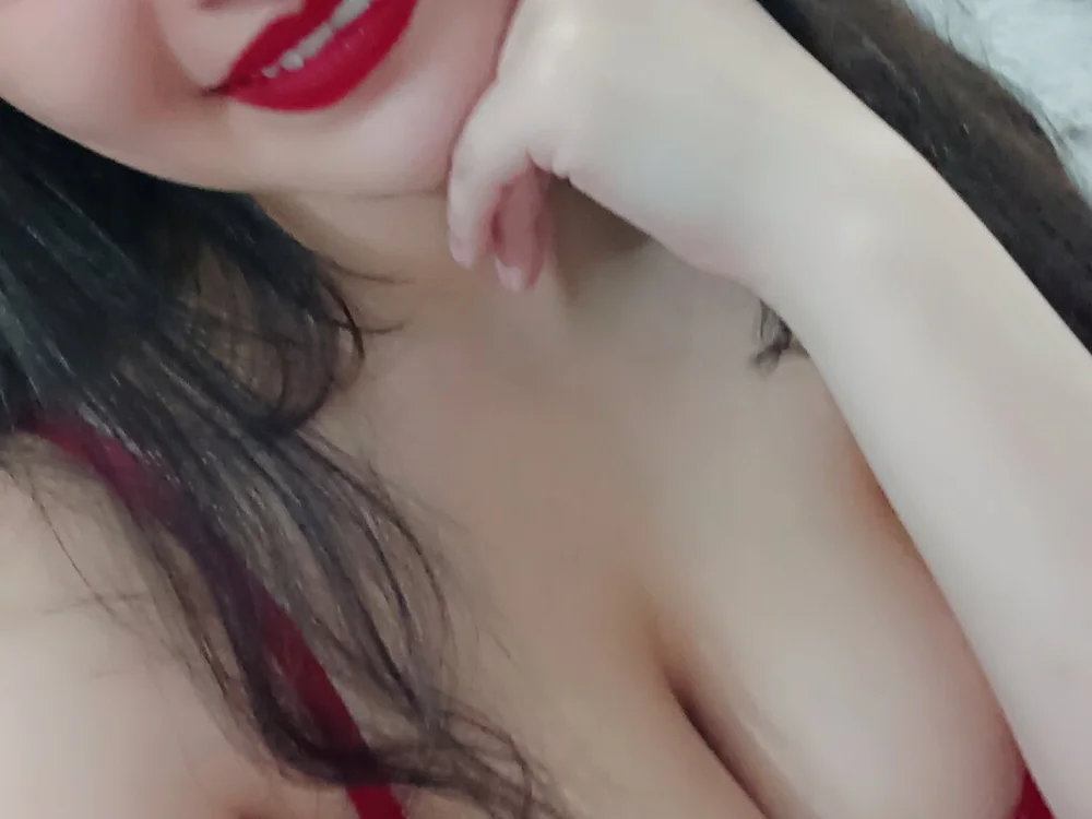 Chiquis999 offline chatrum