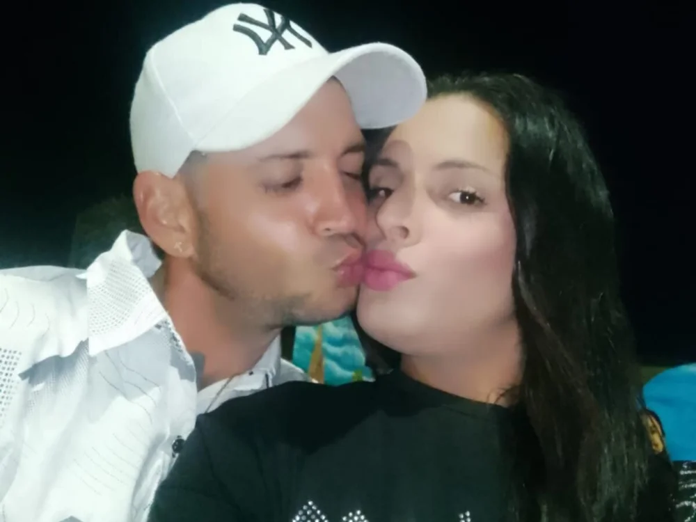Eclipse_Lover Adlı Modelin Çevrimdışı XXX Sohbeti
