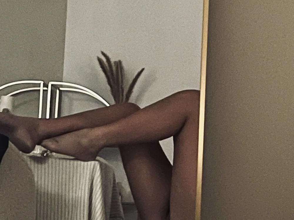 liv_envie cover photo