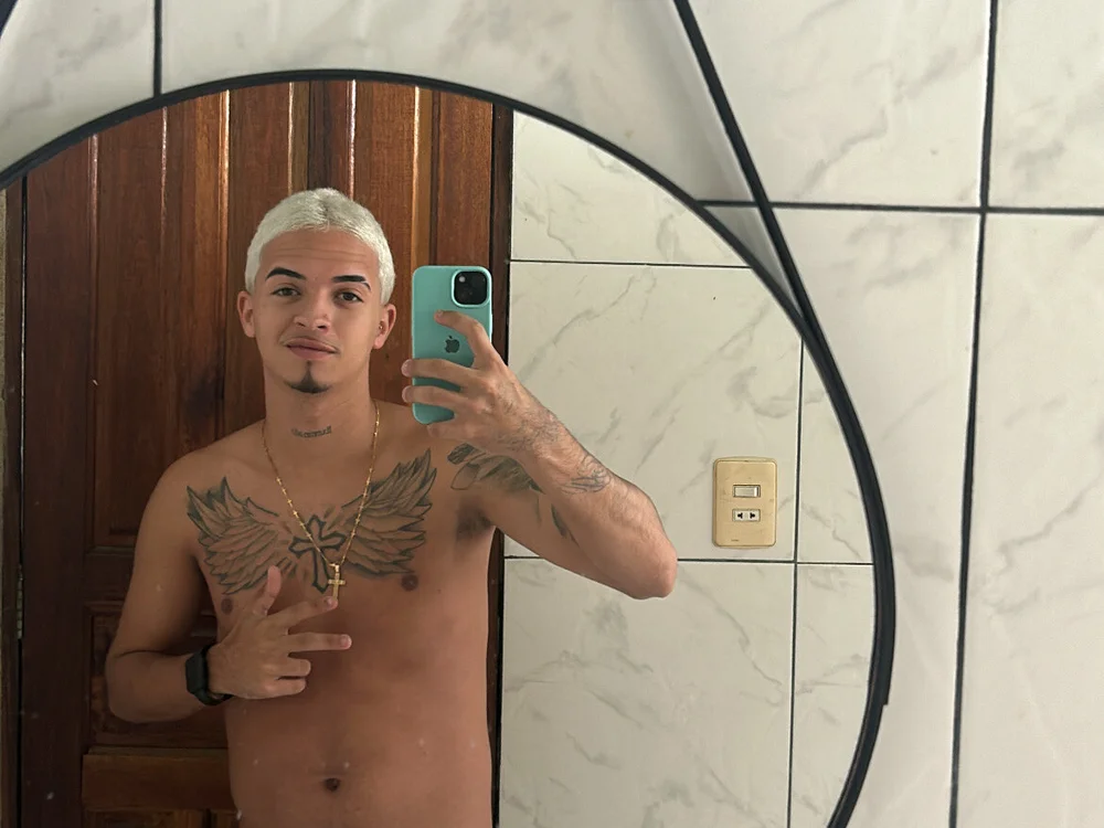 Sala de chat off-line de menor_quente77