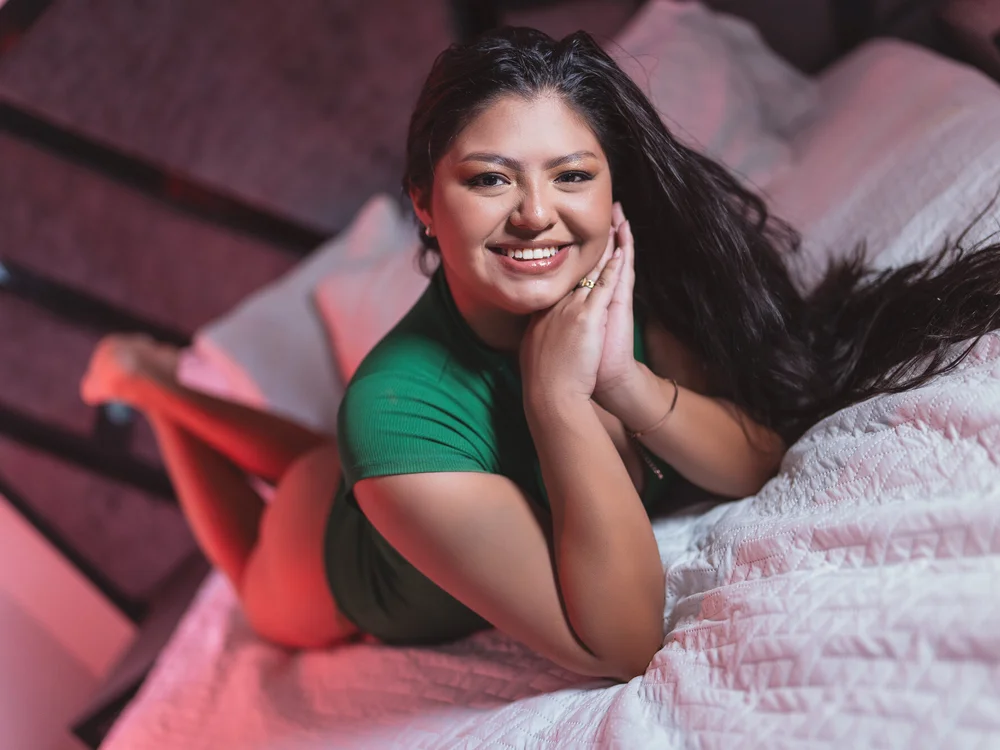 Offline chatovací místnost ArianaFlores_