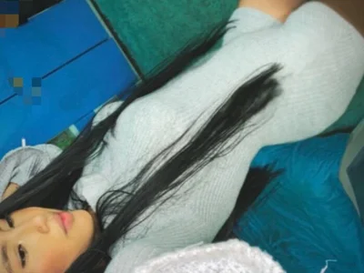 Nana-Benavides - Girl 