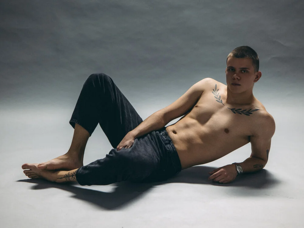 Офлайн-чат XXX Ryker_Seen