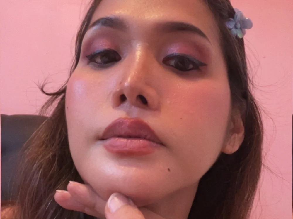 xGood_Girlx Offline XXX-Chat