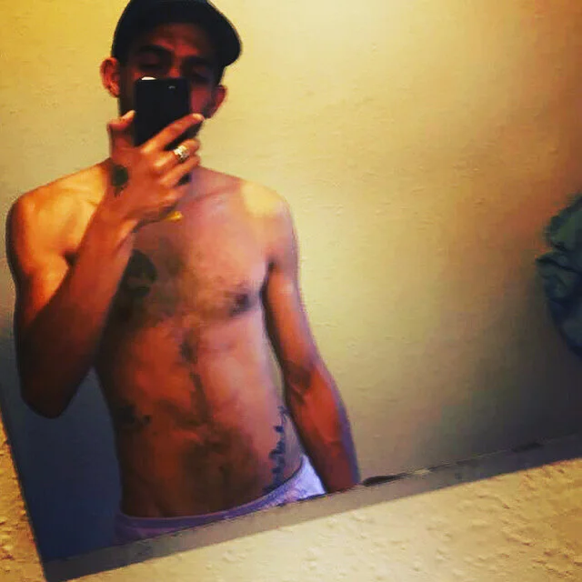 rebeu31313のオフラインXXXチャット